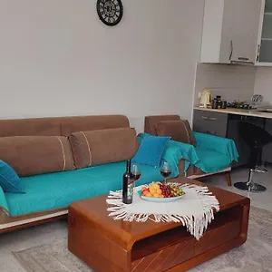 Irakli Sweet Апартаменты